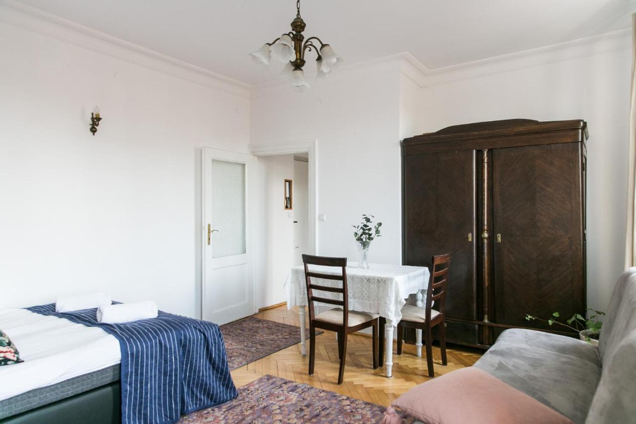 Gloria Ii Old Town Apartment *
